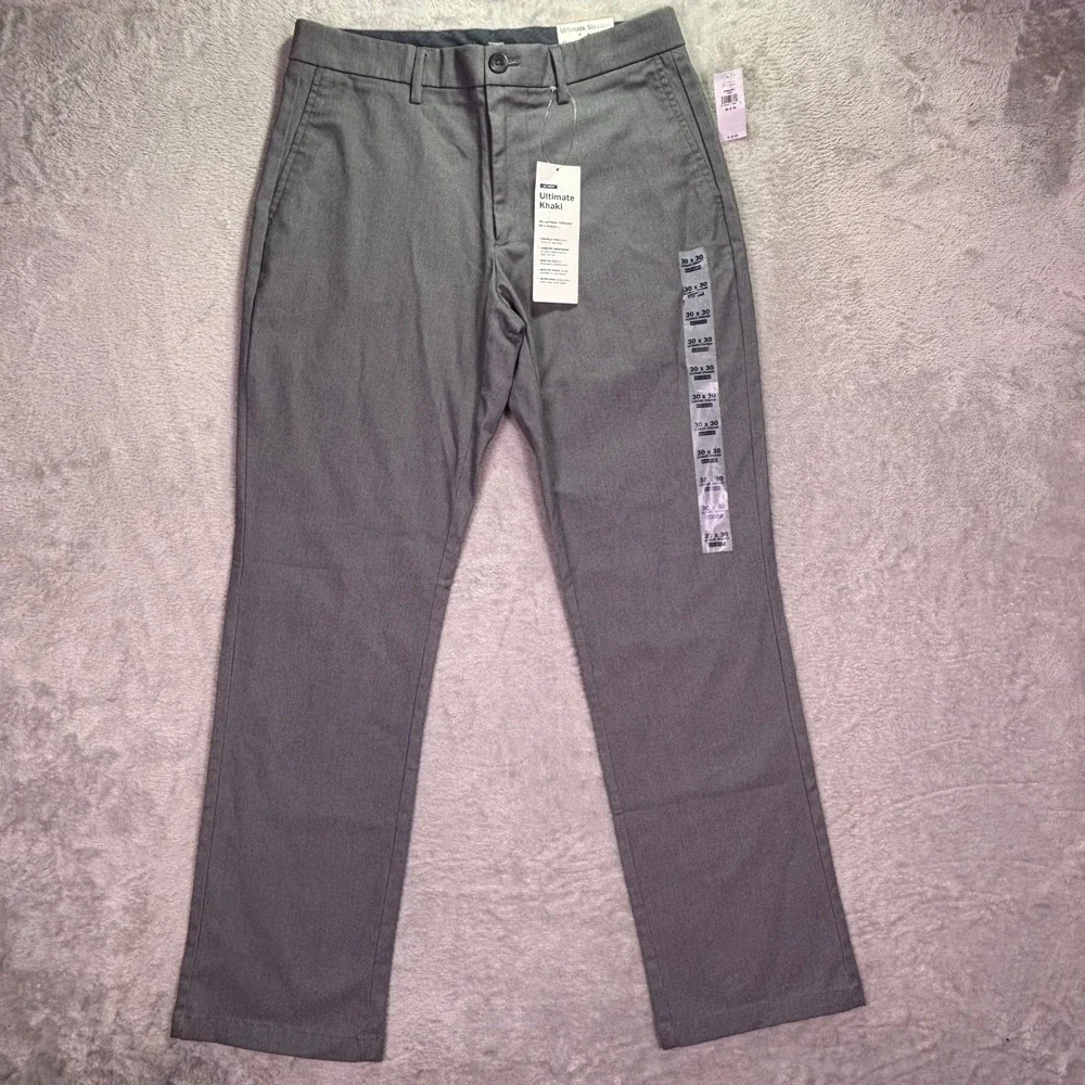 NWT Old Navy Mens Ultimate Straight Khaki Sz 30x30 Light Grey Built-In Flex